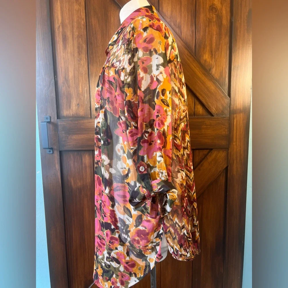 Fig‎ and Flower Sheer Floral Blouse Women's 2X - Picture 7 of 8